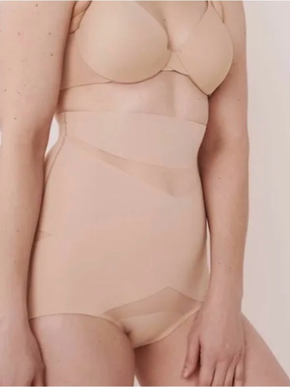 NEW La vie en rose Shapewear size small